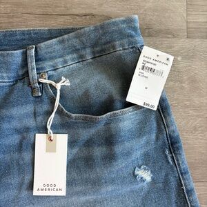NWT Good American Good Curve Denim Shorts- Size 20